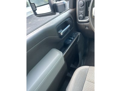 2022 Chevrolet Silverado LT
