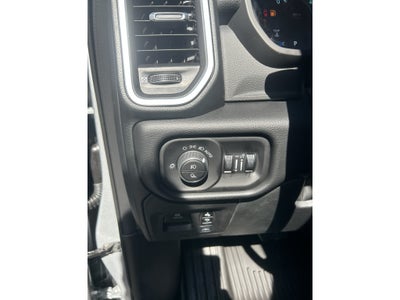 2027 RAM 1500 RAM 1500 BIG HORN CREW CAB 4X4 5'7' BOX