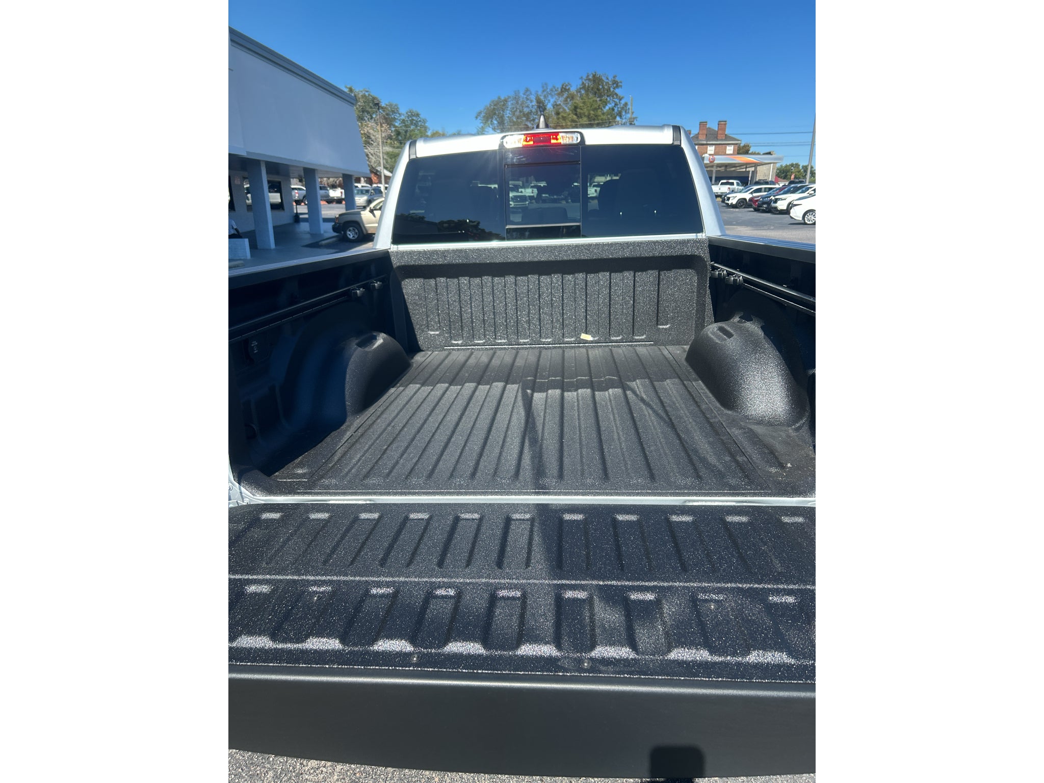 2027 RAM 1500 RAM 1500 BIG HORN CREW CAB 4X4 5'7' BOX