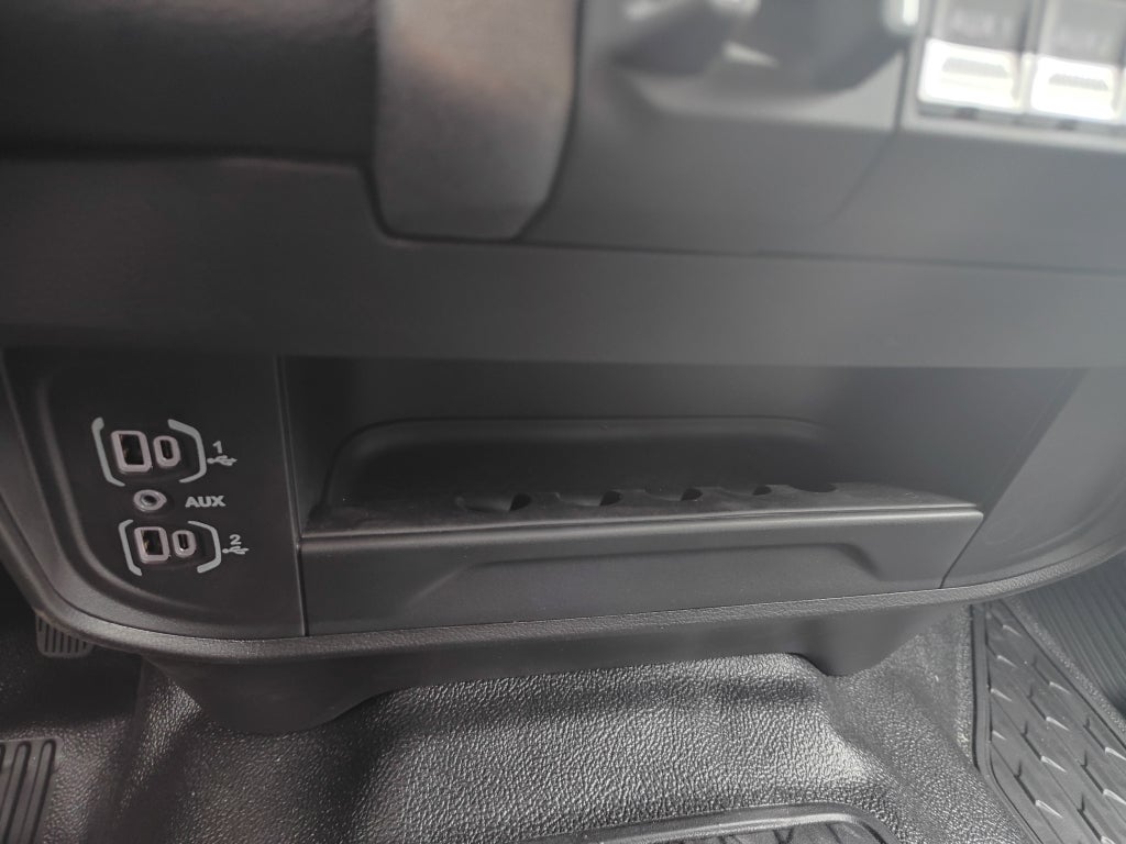 2026 RAM 3500 Chassis Tradesman