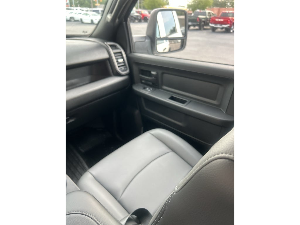 2026 RAM 3500 Chassis RAM 3500 TRADESMAN CREW CAB CHASSIS 4X4 60' CA