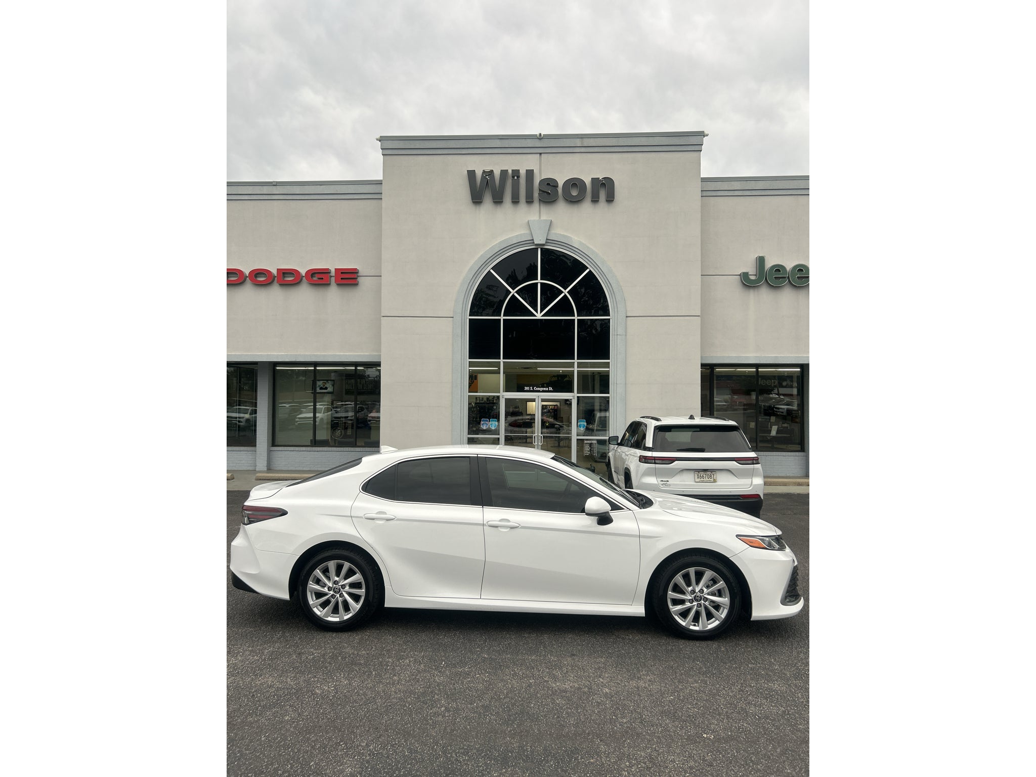 2024 Toyota Camry LE