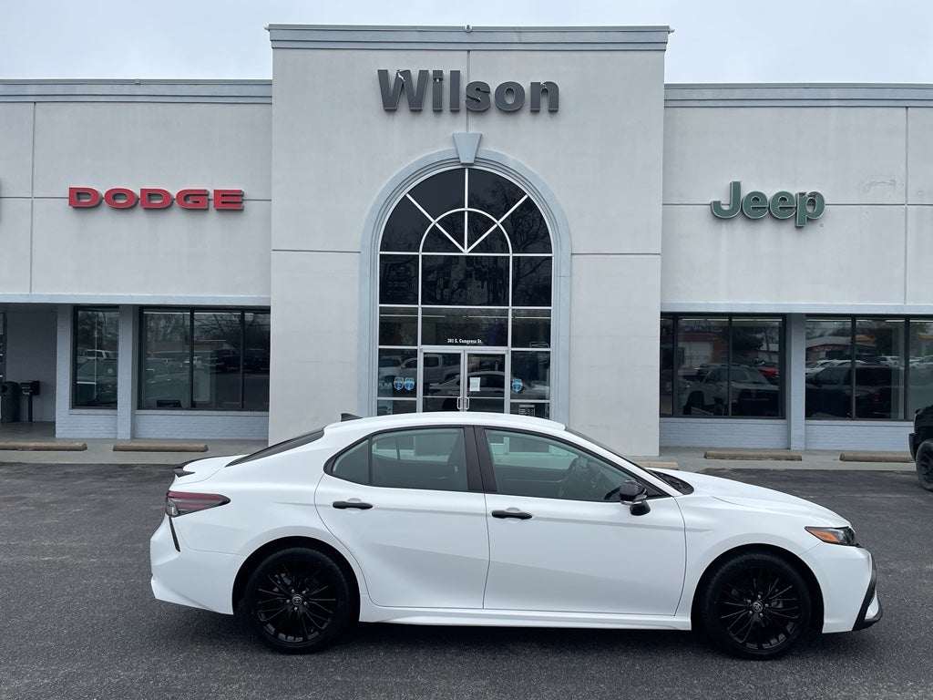 2022 Toyota Camry SE Nightshade