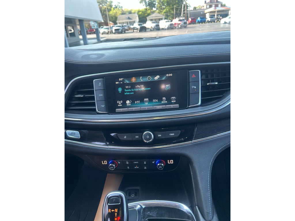 2018 Buick Enclave Essence