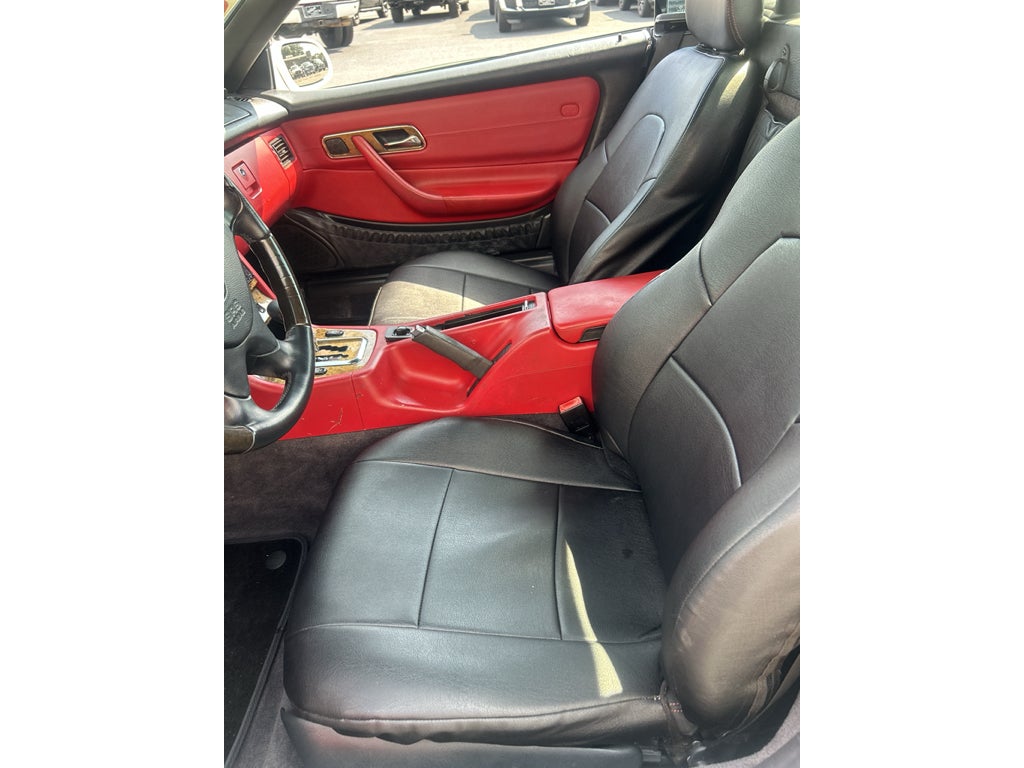 2001 Mercedes-Benz SLK 320
